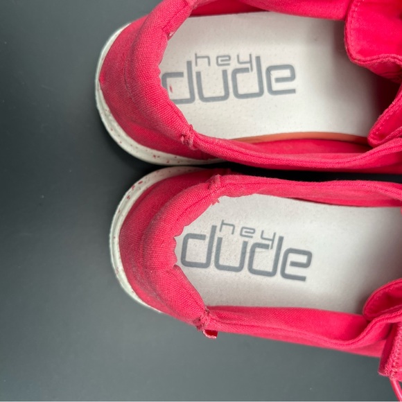 Hey Dude Wendy Coral/Red– Women’s Size 9 - Picture 3 of 5